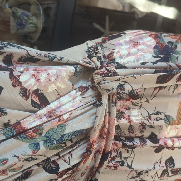 Floral maxi dress - Picture 3 of 7